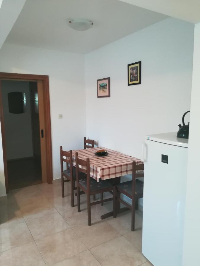 Apartments With A Parking Space Vinez, Labin - 11851 Zewnętrze zdjęcie